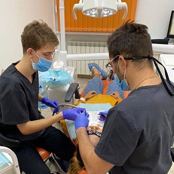 Клиника протезирования зубов